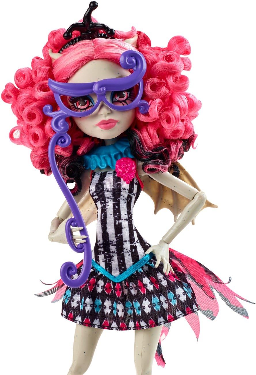 Monster High Freak du Chic Funhouse and Rochelle Goyle Doll Playset - Image 5